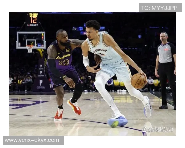 2018年湖人与马刺的激烈对决回顾及其对季后赛的影响分析