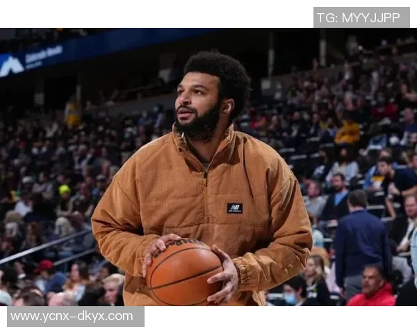 贾马尔穆雷引领球队奋勇向前展现篮球天赋与拼搏精神