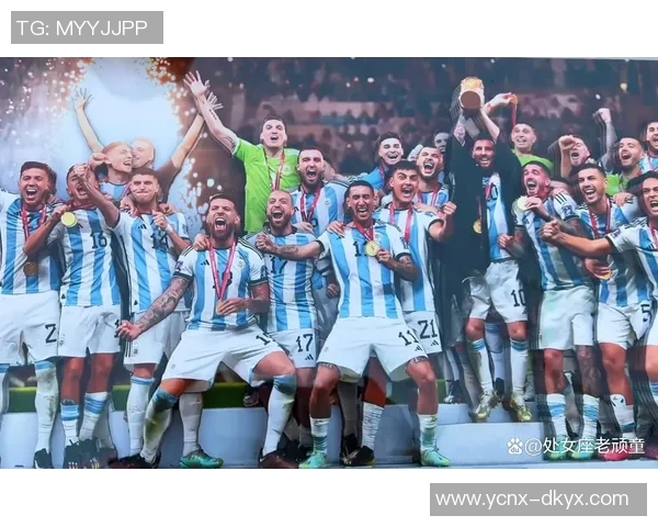 克罗斯的足球传奇之路：从青涩少年到世界顶级中场的蜕变与辉煌