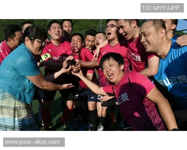 新河中学足球比赛精彩视频直播全程回放与精彩瞬间分享